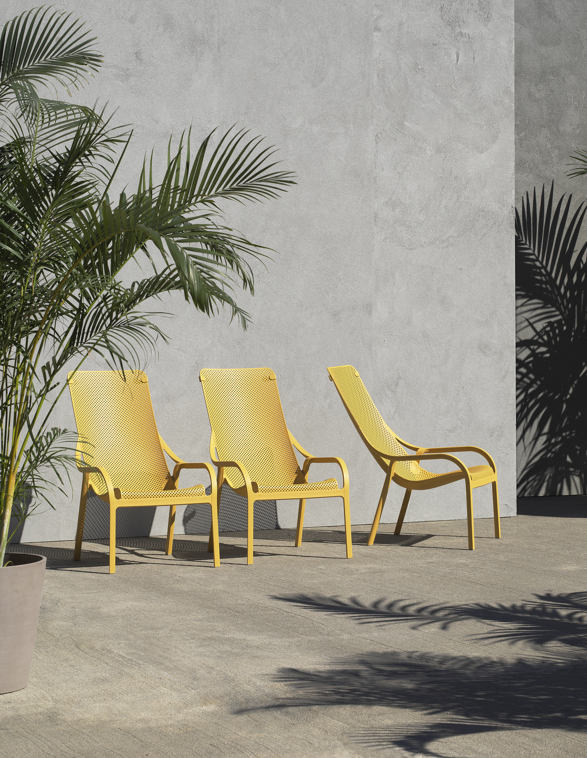 NARDI NET LOUNGE Piros design Műanyag kültéri szék